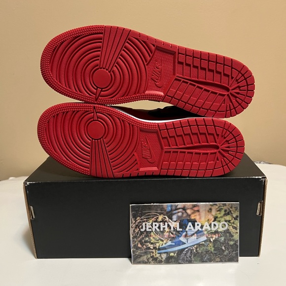 JORDAN 1 MID REVERSE BRED 2021(GS) DEAD STOCK CONDITION (NEW NEVER WORN) - Picture 5 of 7